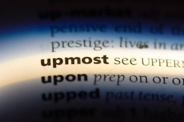 bir sözlüğü'ndeki olduğunu sözcüğü. olduğunu kavramı.