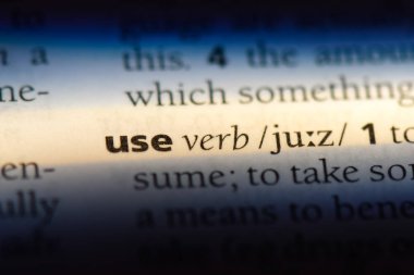 bir sözlükte sözcük. kavram kullanmak.