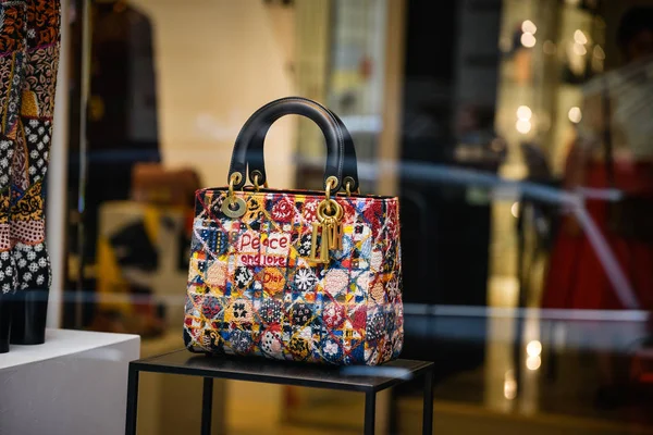 Milão Itália Setembro 2018 Loja Dior Milão Área Montenapoleone Moda — Fotografia de Stock