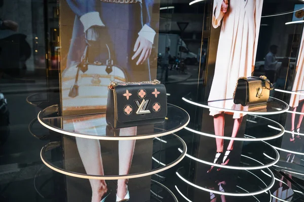 Milan Talya Eylül 2018 Louis Vuitton Mağaza Milano Montenapoleone Alan — Stok fotoğraf