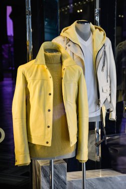 Milan, İtalya - 21 Eylül 2018: Tom Ford mağaza Milano'da. Montenapoleone alan. Moda Haftası Tom Ford alışveriş.