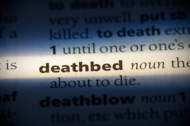 ölüm döşeğinde