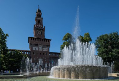 Milan, İtalya - 30 Haziran 2019: Sforza Kalesi - Castell