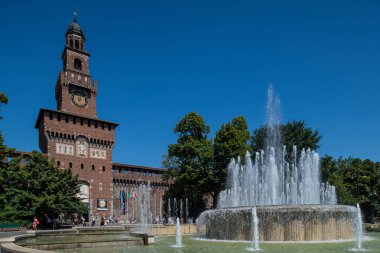 Milan, İtalya - 30 Haziran 2019: Sforza Kalesi - Castell