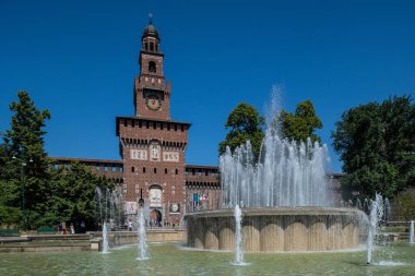 Milan, İtalya - 30 Haziran 2019: Sforza Kalesi - Castell