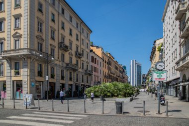 Milan, İtalya - 30 Haziran 2019: Corso Como Caddesi manzarası