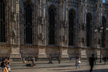Milan, İtalya - 30 Haziran 2019: Duomo, katedral, kilise manzarası