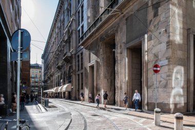 Milan, İtalya - 30 Haziran 2019: Piazza Diaz, Arengario, Mus