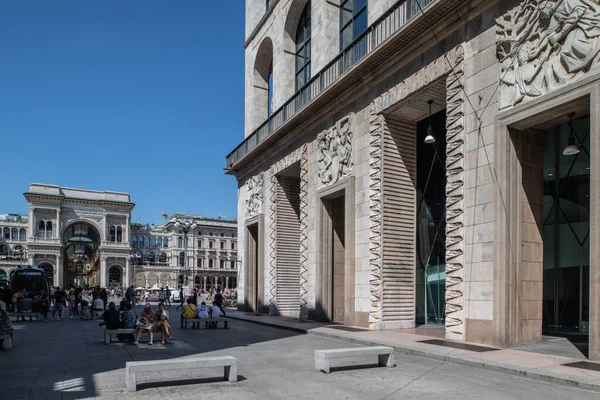 Milan, Italy - 2019 년 6 월 30 일 : view of building of arengario, Muse — 스톡 사진