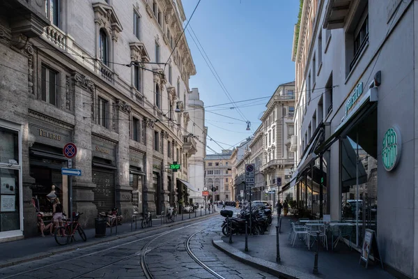 Milan, Italie - 30 juin 2019 : Vue de la rue italienne — Photo