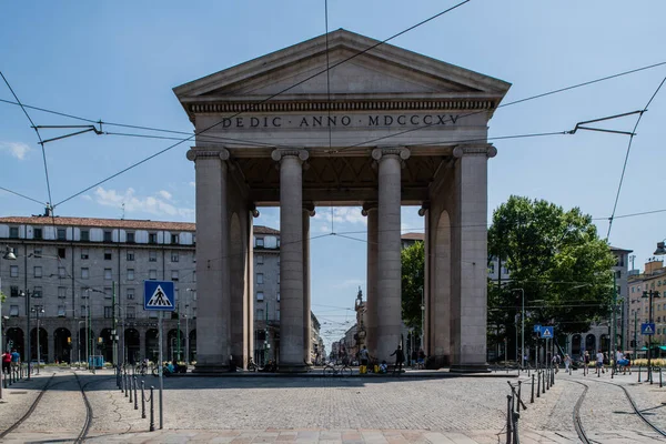 Milan, Italie - 30 juin 2019 : Vue de Piazza 24 Maggio, Porta Tic — Photo