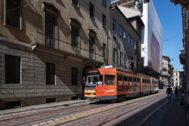 Milan, İtalya - 30 Haziran 2019: Tram Milanesi