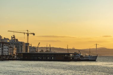 Karaky, istanbul Ağustos 15,2018.cityscape ve yeni feribot yolcu İskelesi'karaky istanbul'da feribot ile