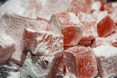 geleneksel Türk lokumu kadar kapatın