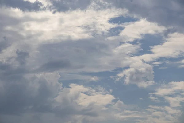 多云天气的空中运动 — 图库照片