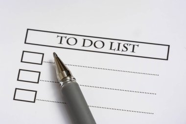 Hatırlatma notu kağıt ve kalem ile listelemek için kapatın