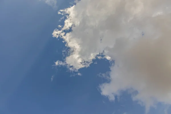 Cielo Azul Densas Nubes Blancas — Foto de Stock