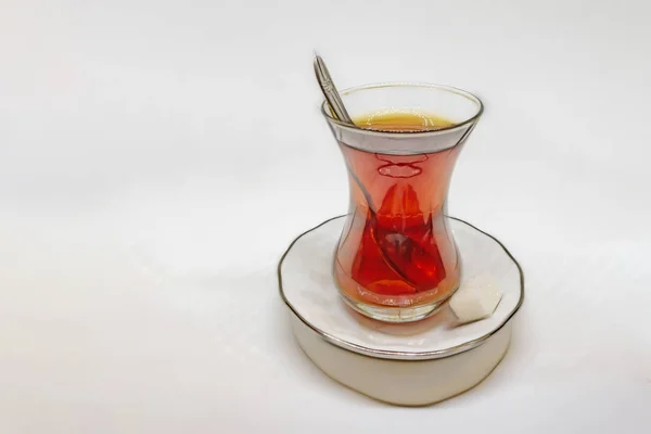 Традиционный Турецкий Напиток Турецкий Чай Стеклянной Чашке — стоковое фото
