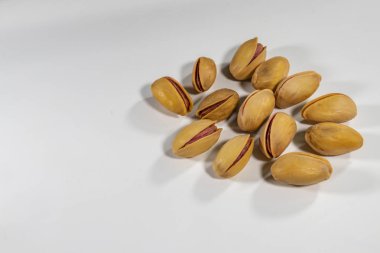 Fıstık fındık kadar kapatın. Çok sayıda sağlık yararları sağlar fındık fıstık olan