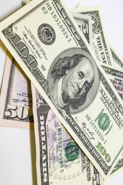 Dünya Ticaret ve ekonomik sistemin bir parçası olarak banknot dolar yığını