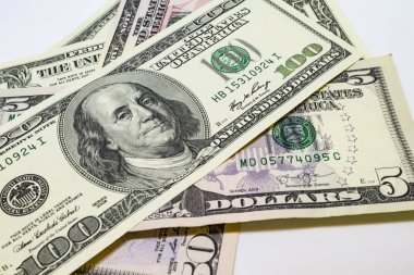 Dünya Ticaret ve ekonomik sistemin bir parçası olarak banknot dolar yığını