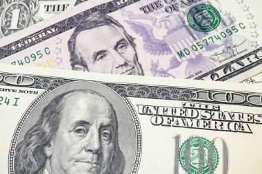  Dünya Ticaret ve ekonomik sistemin bir parçası olarak banknot dolar yığını