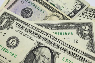  Dünya Ticaret ve ekonomik sistemin bir parçası olarak banknot dolar yığını