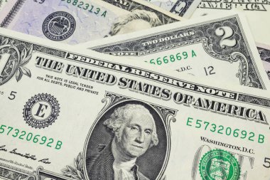  Dünya Ticaret ve ekonomik sistemin bir parçası olarak banknot dolar yığını