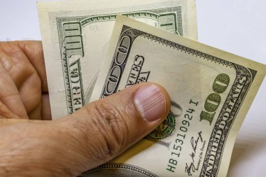  Dünya Ticaret ve ekonomik sistemin bir parçası olarak banknot dolar yığını