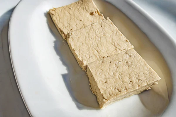 Primer Plano Tradicional Turca Rodajas Halva Tahini Placa — Foto de Stock