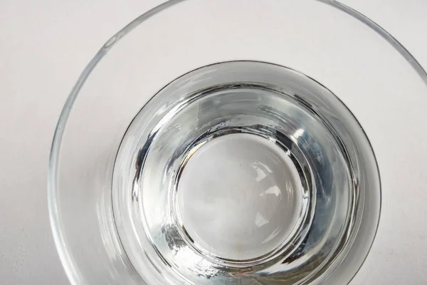 Питна Вода Скляній Чашці Столі — стокове фото