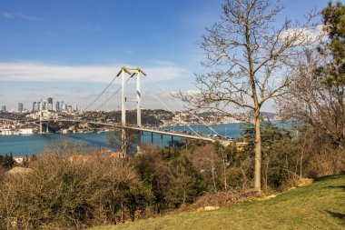 nakkastepe, istanbul, Türkiye-Mart 3,2019.cityscape Boğaz manzaralı ve 15 Temmuz Köprüsü'nden istanbul'nakkastepe Parkı Şehitler