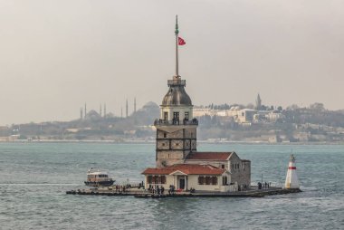 Üsküdar, istanbul, Türkiye-Mart 16,2019. istanbul boğaz ve şehir görünümünden insanlar ve turistler, kızlık Kulesi.