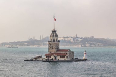 Üsküdar, istanbul, Türkiye-Mart 16,2019. istanbul boğaz ve şehir görünümünden insanlar ve turistler, kızlık Kulesi.