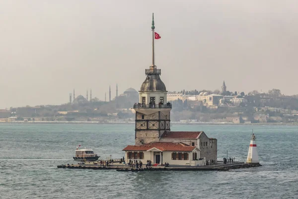 Uskudar Istanbul Peru Marcha 2019 Torre Donzela Bosporus Vista Cidade — Fotografia de Stock