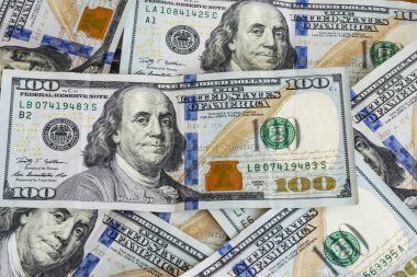  Dünya Ticaret ve ekonomik sistemin bir parçası olarak banknot dolar yığını