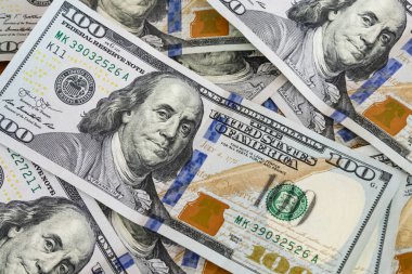  Dünya Ticaret ve ekonomik sistemin bir parçası olarak banknot dolar yığını