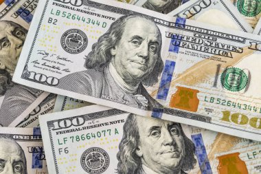  Dünya Ticaret ve ekonomik sistemin bir parçası olarak banknot dolar yığını