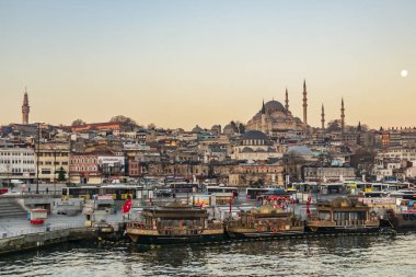 Eminönü, istanbul, Türkiye-Mart 22,2019. Cityscape ve eski şehir istanbul'dan sabahın erken saatlerinde görüntülemek