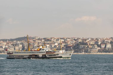 sarayburnu,istanbul,türkiye-mart 23,2019. cityscape ve şehir hatları feribot ile İstanbul sarayburnu görünümü.
