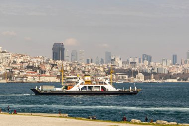 sarayburnu,istanbul,türkiye-mart 23,2019. cityscape ve şehir hatları feribot ile İstanbul sarayburnu görünümü.