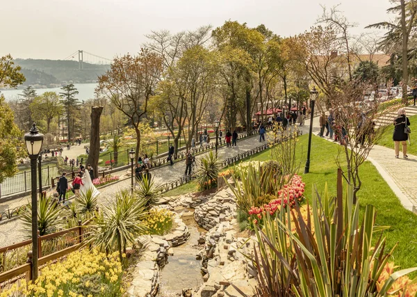 Emirgan Istanbul Turkey April 2019 Emirgan Park Parque Urbano Histórico — Foto de Stock