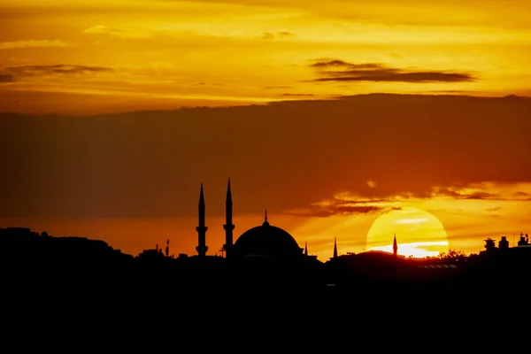 Salida Del Sol Silueta Ciudad Con Mezquita Estambul — Foto de Stock