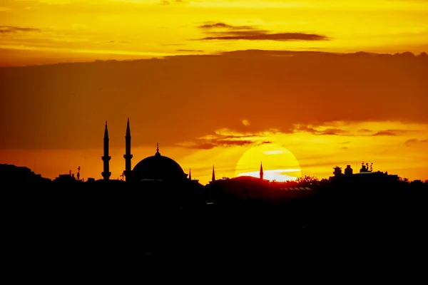 Sunrise Stad Silhouet Met Moskee Istanbul — Stockfoto