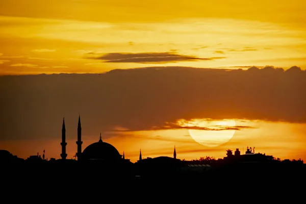 Sunrise Stad Silhouet Met Moskee Istanbul — Stockfoto
