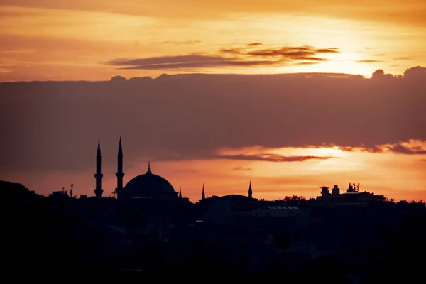 Alba Sagoma Della Città Con Moschea Istanbul — Foto Stock