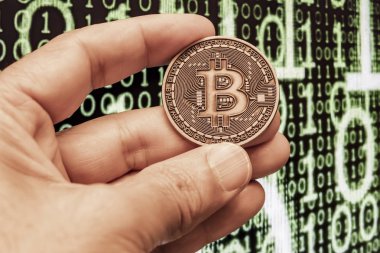 cyripto para madenciliği. fiziksel bitcoin sikke kadar yakın.