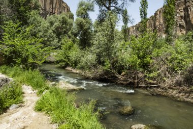 Ihlara,Aksaray,Türkiye-30 Mayıs 2019.Ihlara Vadisi (Peristrema Manastırı) veya Ihlara Geçidi, Türkiye'nin yürüyüş gezileri için en ünlü vadisidir. Ihlara Vadisi'nden yeşil doğa manzarası