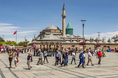 Konya,Türkiye-5 Haziran 2019.Yeşil Türbe veya Yeşil Kubbe olarak bilinen Mevlana Müzesi.Mevlana Müzesi ve Selimiye Camii Konya'da bulunmaktadır..
