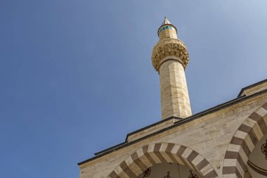 Konya,Türkiye-5 Haziran 2019.Yeşil Türbe veya Yeşil Kubbe olarak bilinen Mevlana Müzesi.Mevlana Müzesi ve Selimiye Camii Konya'da bulunmaktadır..